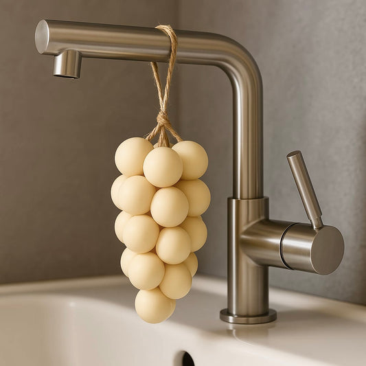 Handgefertigte Traubenseife 200g aus Tirol in Traubenform